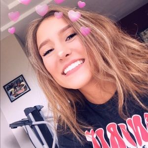 Meet your Posher, Regan